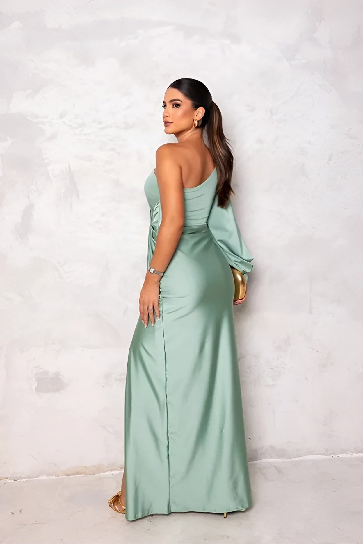 Milani - Timeless Elegant Maxi Dress